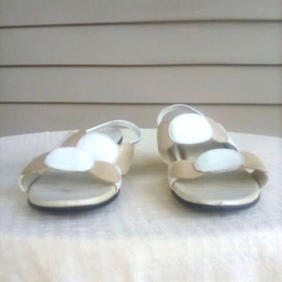Munro Women's Double Vamped White & Cream Sling Back Comfort Sandals Size 8N - Picture 3 of 13